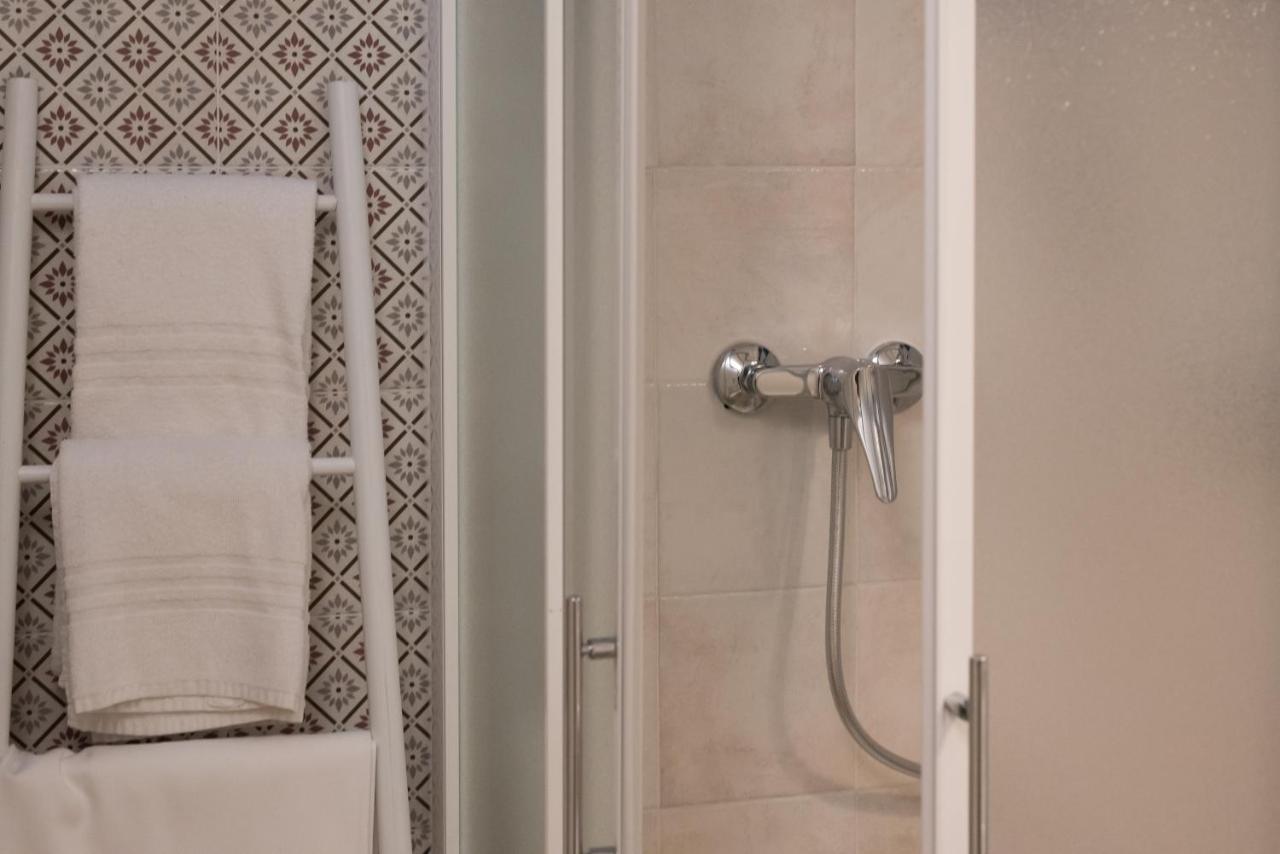 Ingarda Rooms Cavalcaselle Dış mekan fotoğraf