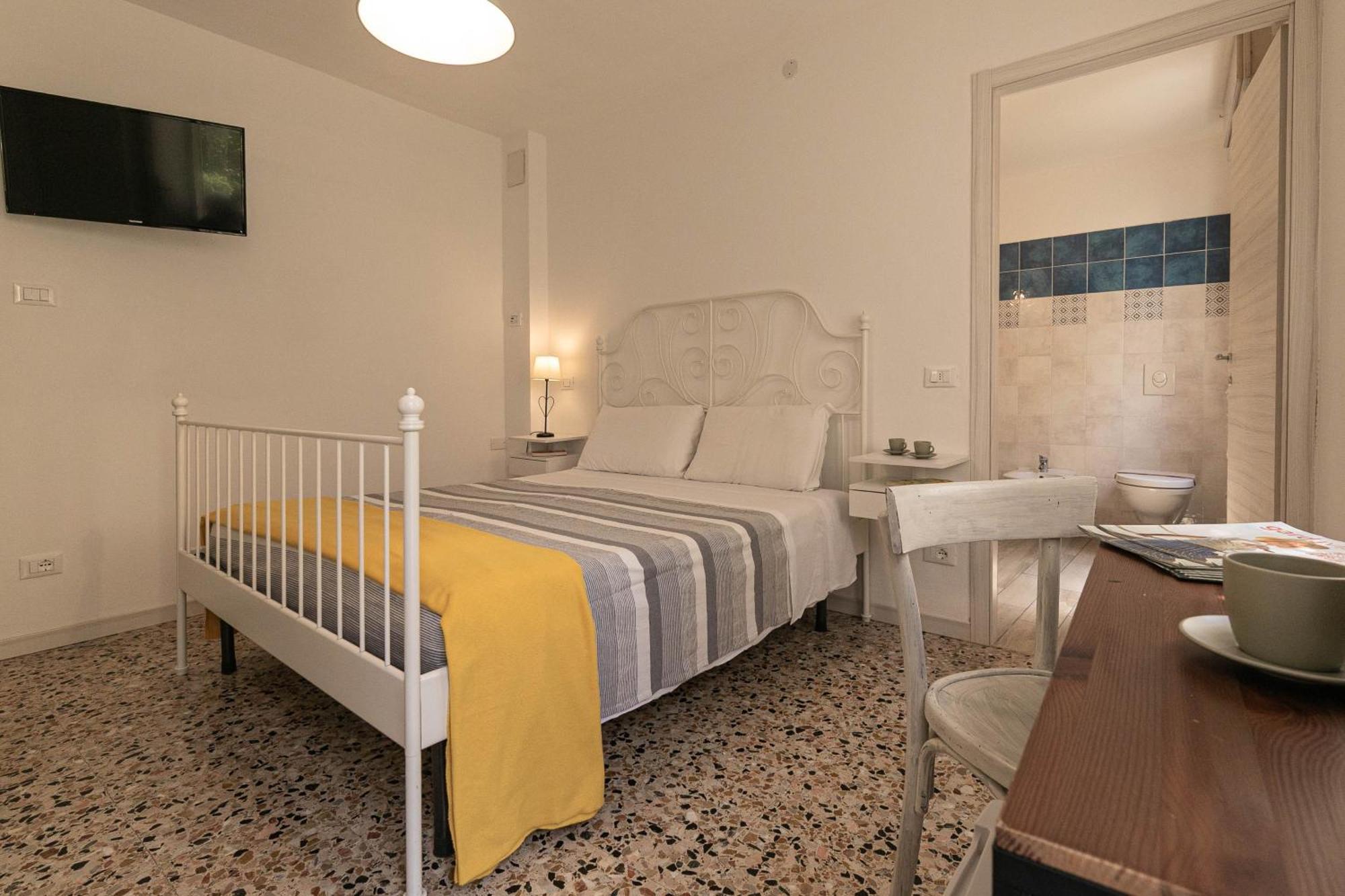 Ingarda Rooms Cavalcaselle Dış mekan fotoğraf